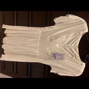 Junior women’s dress